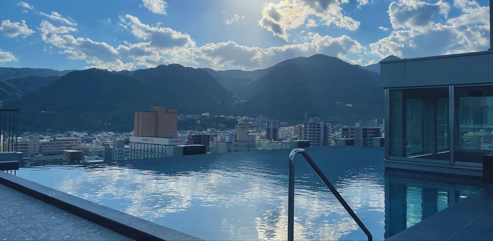 ホテルインフォメーション